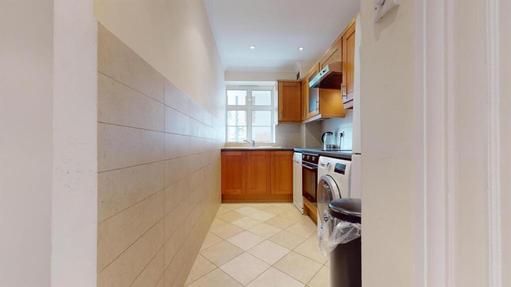 30RCkitchen.jpg