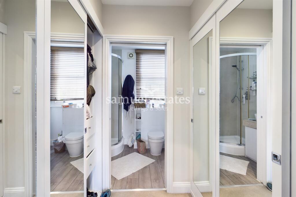 En-suite Bathroom
