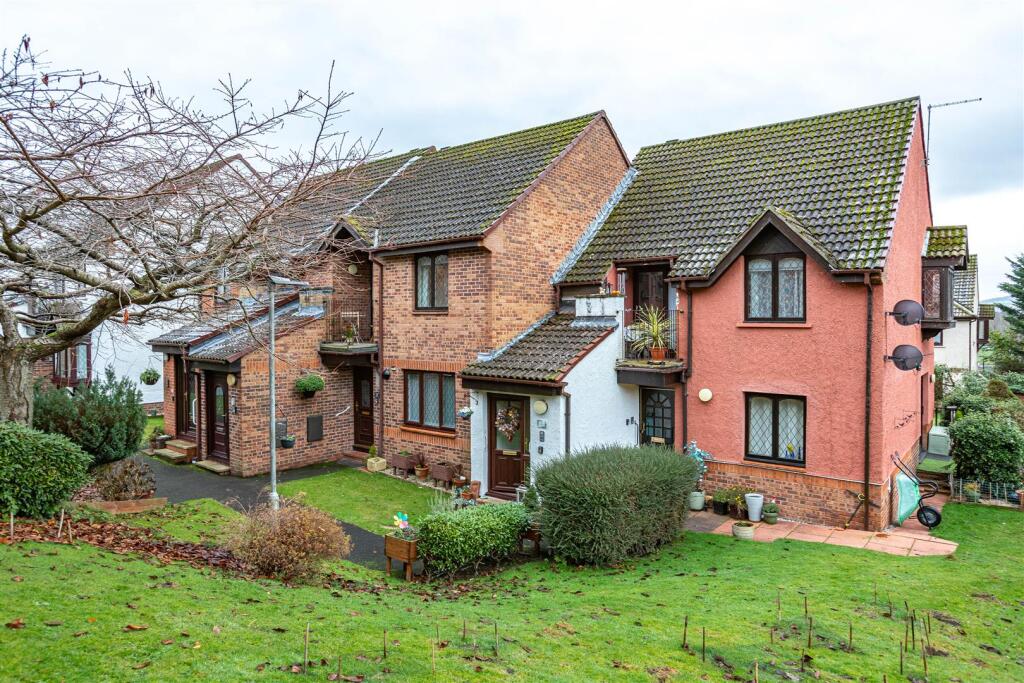56 Kingsknowes Village Galashiels 04.JPG