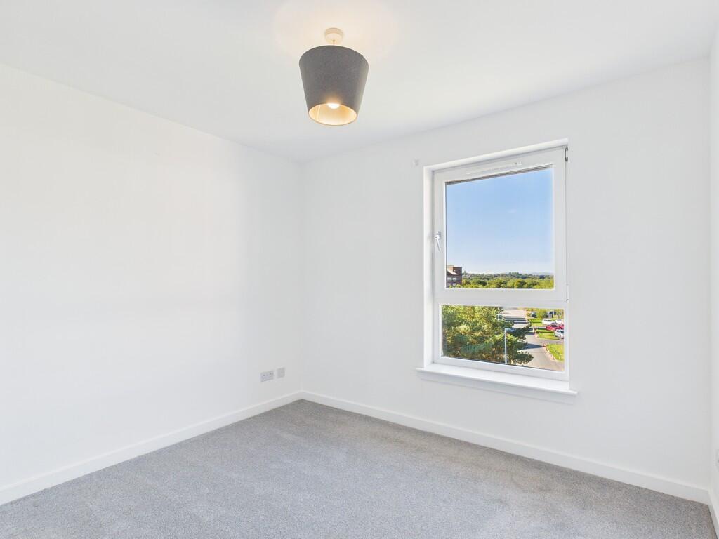 CAM05526G0-PR0039...