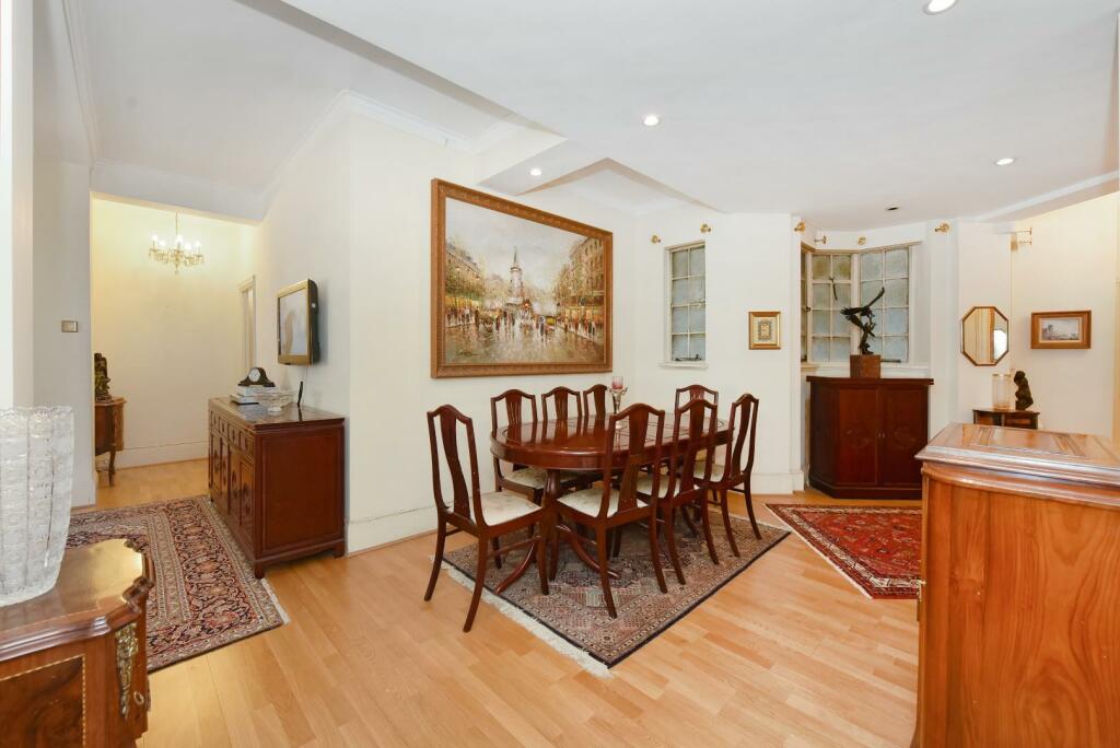 Flat 97 Bryanston Court (9).JPG