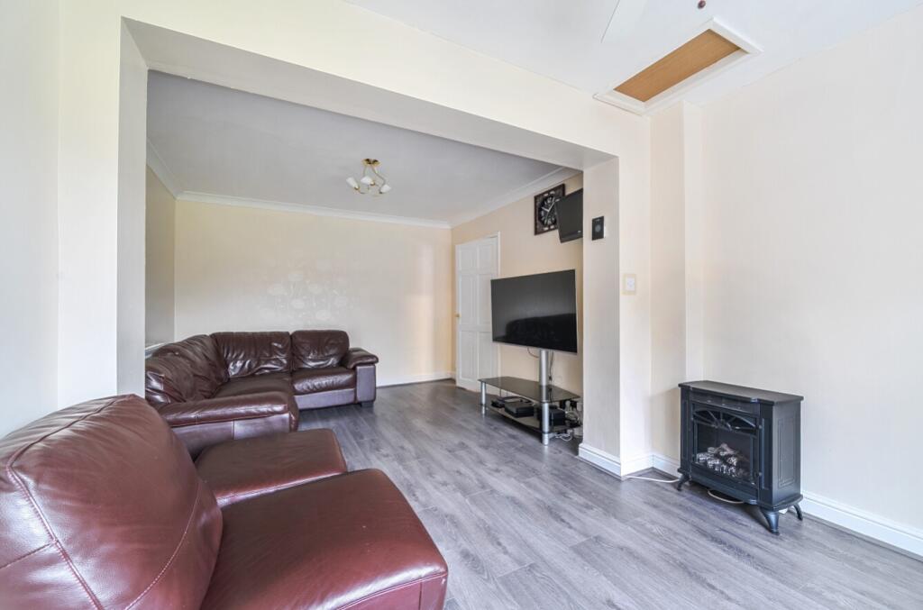 1334907-4-689bbfd70aadb