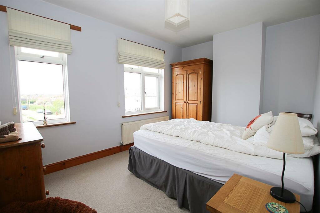 IMG_0331 DBLE BED NO 2.jpg