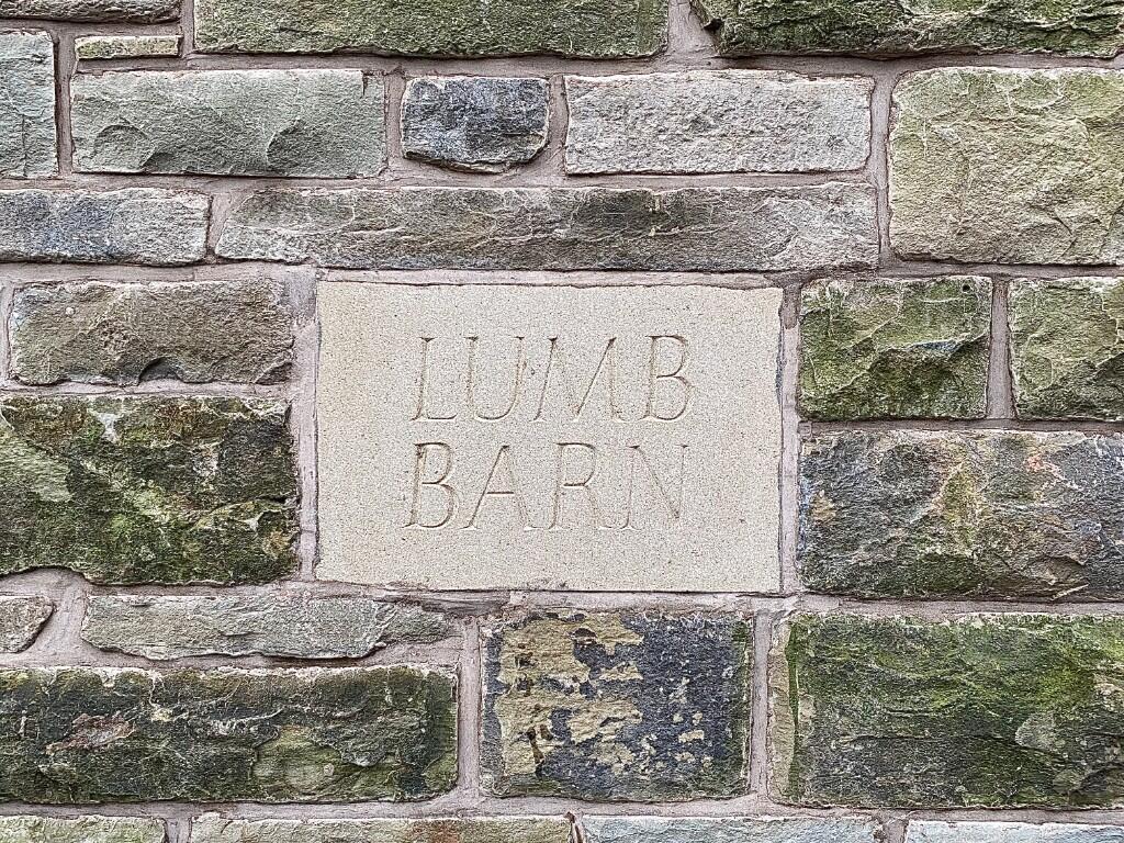 LUMB BARN