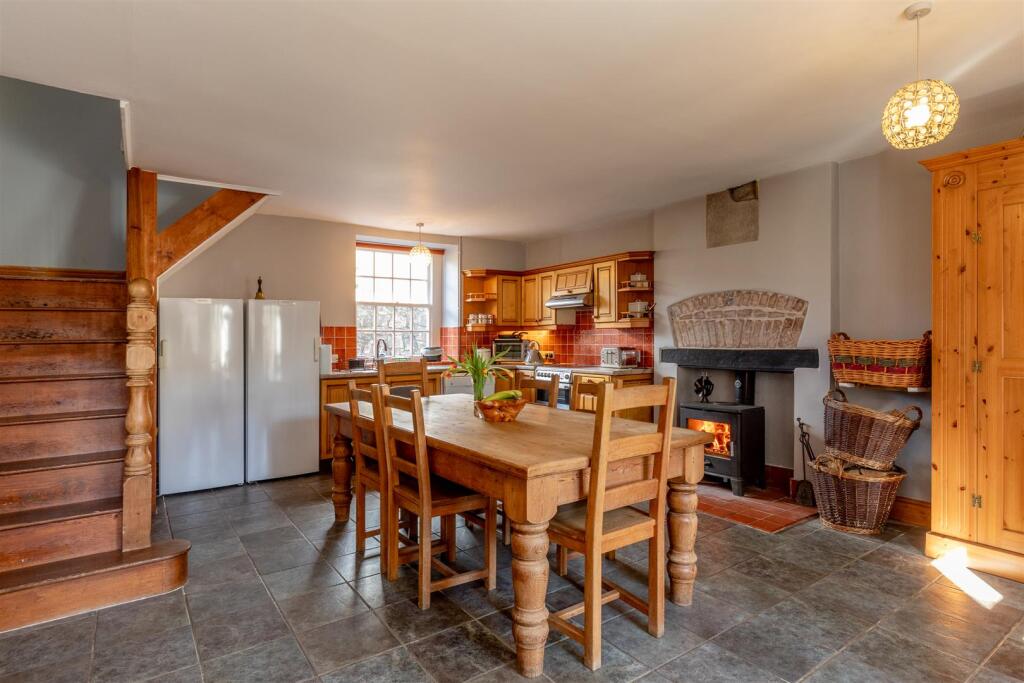 Chapel Cottage, Long Ashton Kitchen Diner 2.jpg