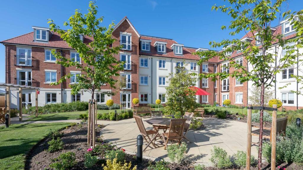 Owners Patio Area.jpg