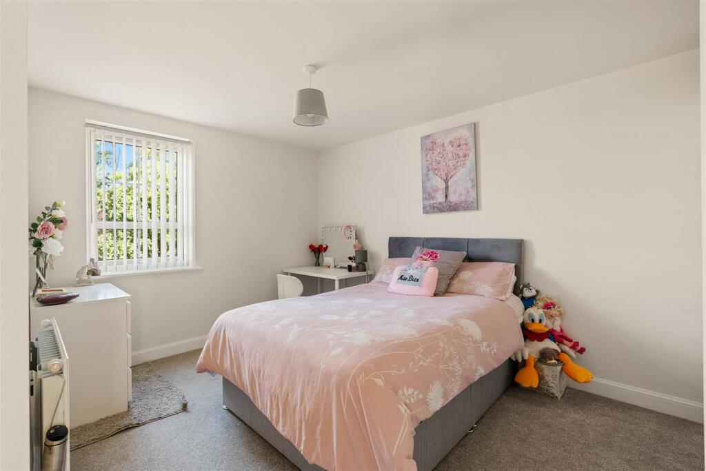 63 Horton Drive (9 of 43).jpg