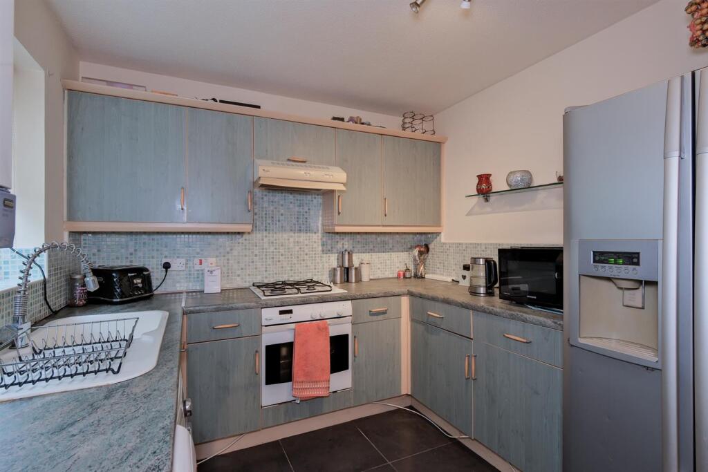 006-28 McMahon Drive, Newmains, ML2 9BS.jpg