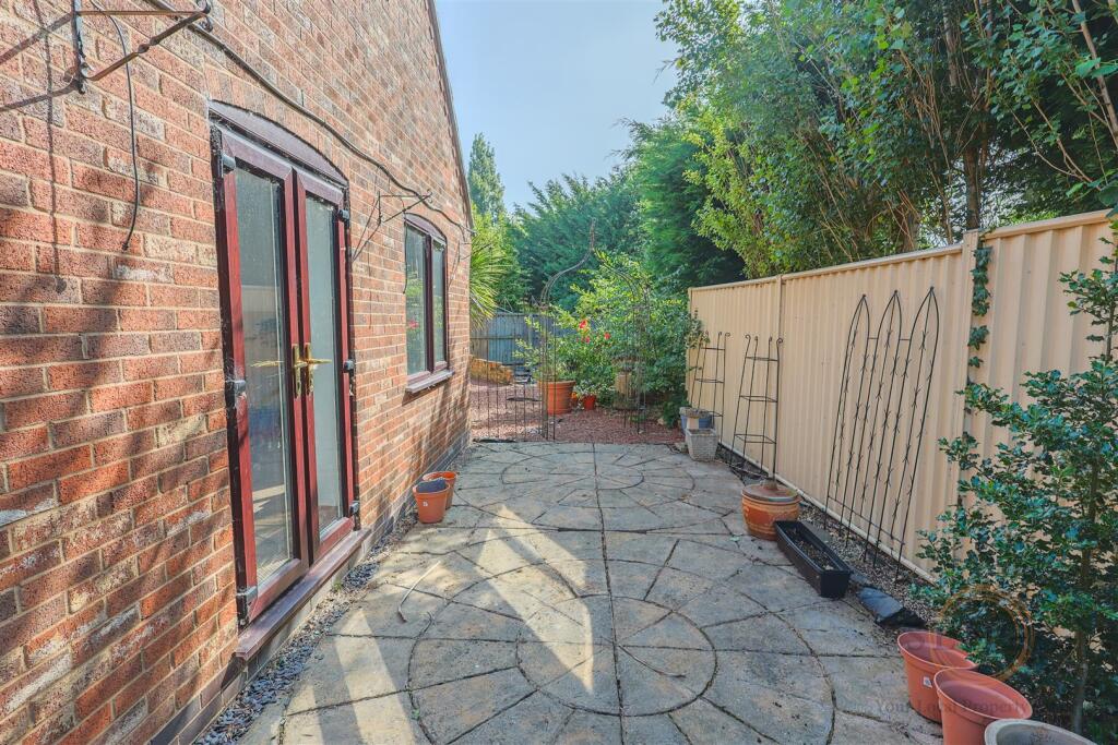 whiteacre-08.jpg
