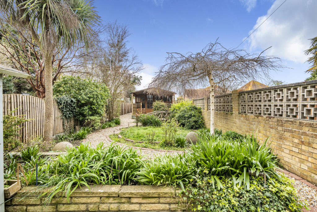 Garden View_1
