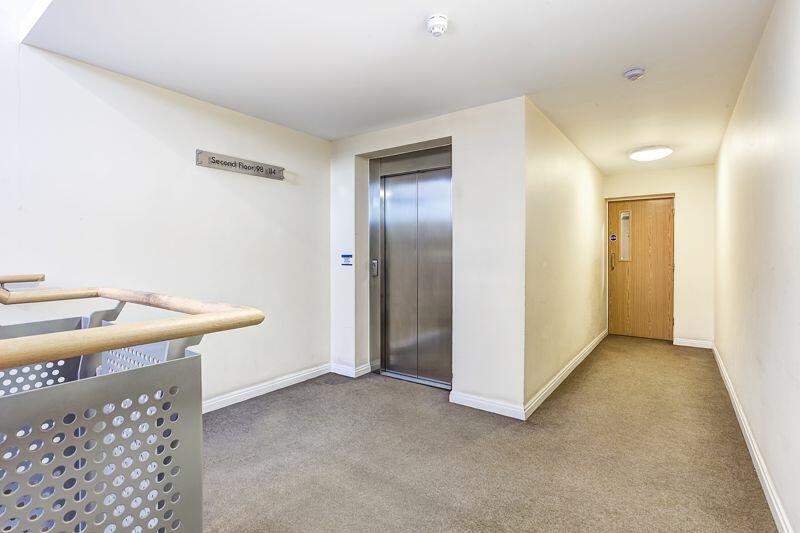LIFT AREA