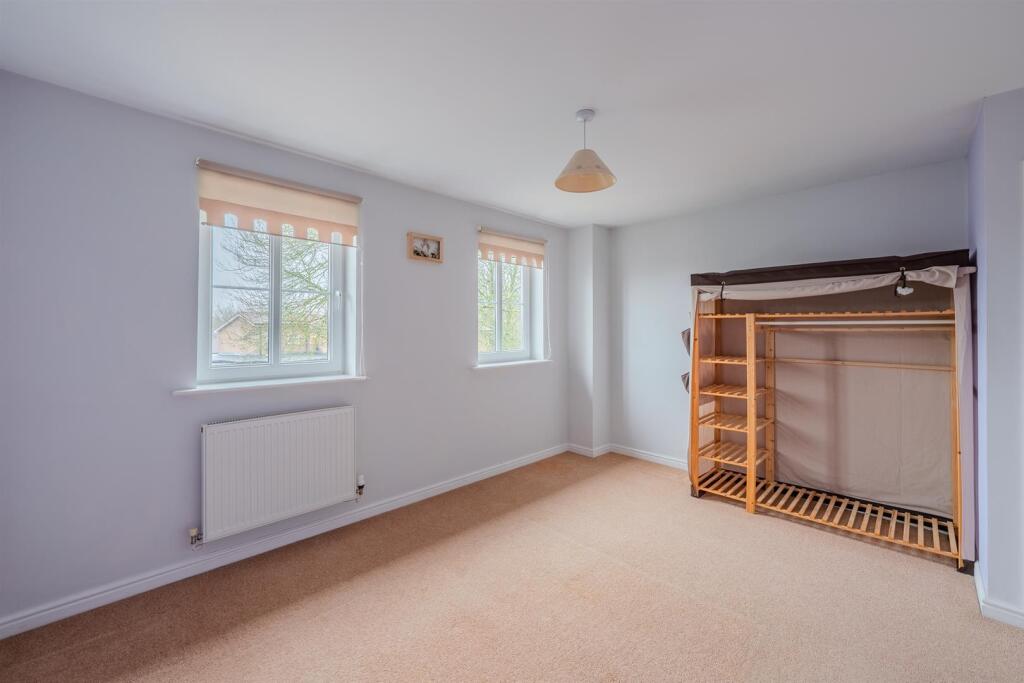 2 Oakfield Mews-7.jpg