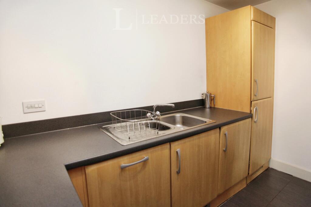 Kitchen (2)