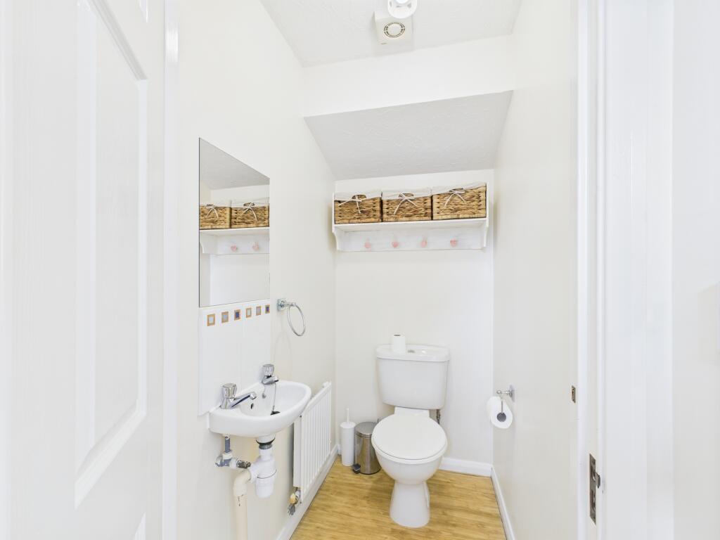 Downstairs wc