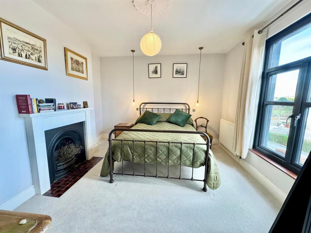 PHOTO-2025-01-14-10-53-21 (16).jpg