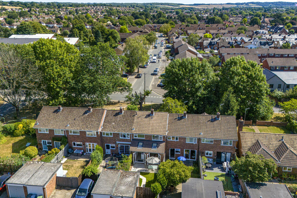 87 Oxford Road, SL7 2NP Drone-2