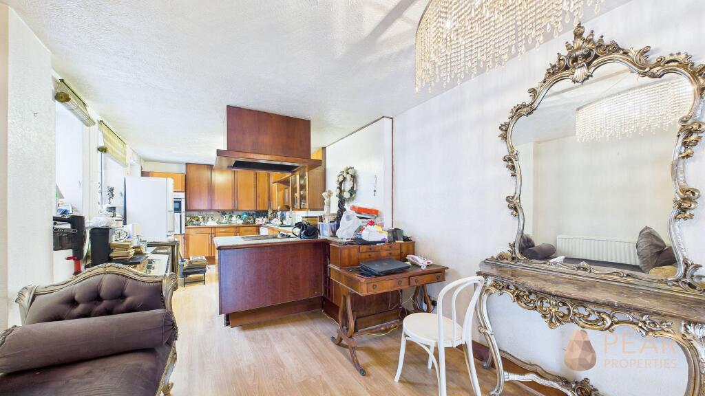 Western Row, Worthing, BN11