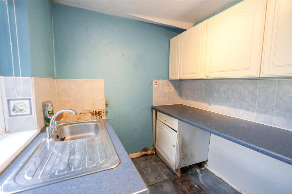 Kitchen (2)