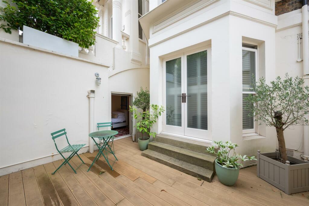 12a Randolph Crescent Lo-37.jpg