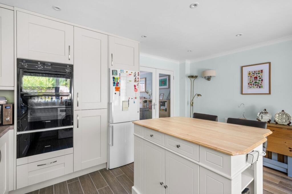 10-web-or-mls-78 WOODBURY ROAD FINISHED EDITS-6