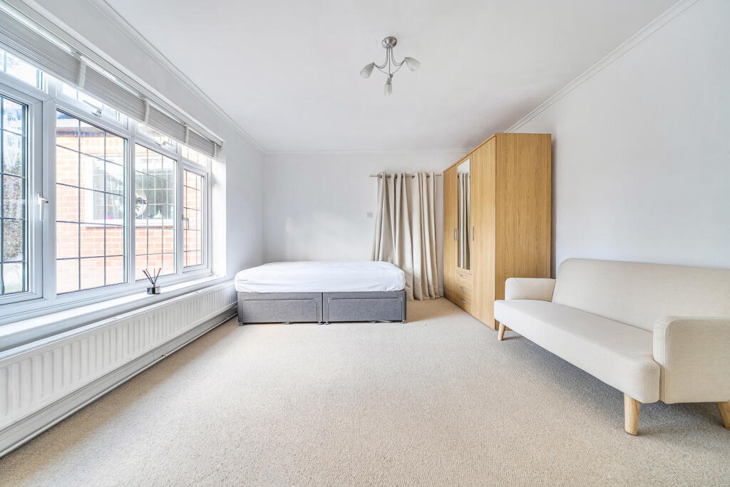 1386315-8-692ed04...