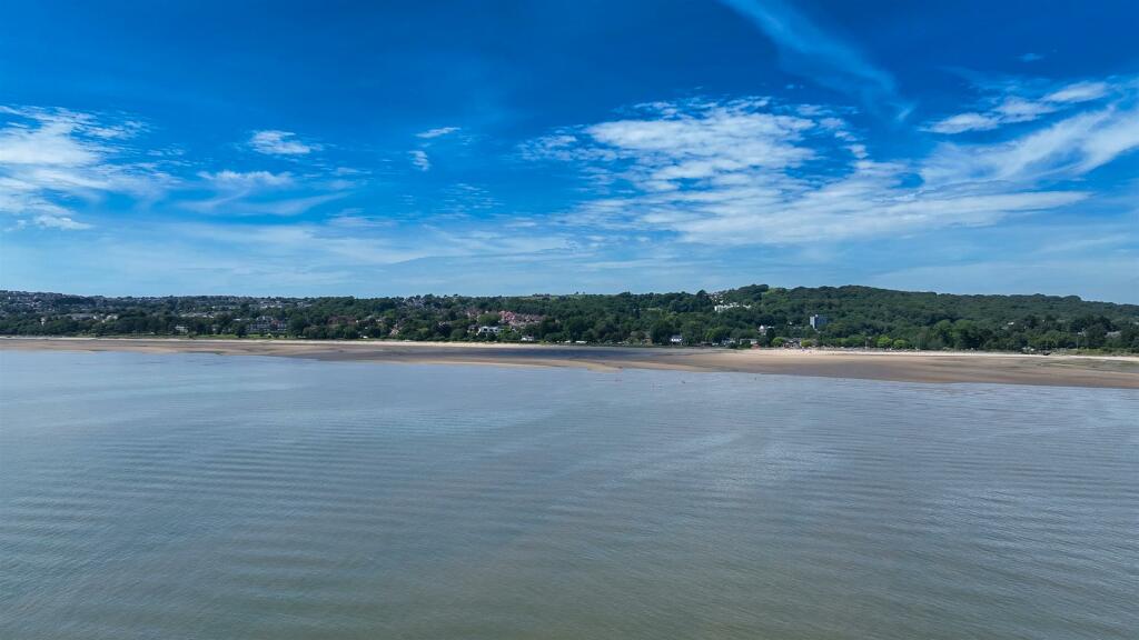 Sequence 01.00_05_56_36.Still013-2.jpg