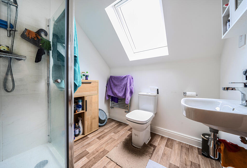 1365395-20-68e8d9...