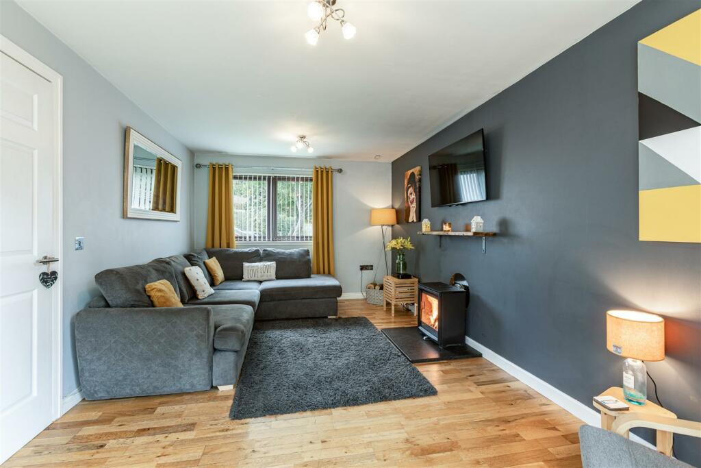 11 Killie Court Tweedbank 09.JPG