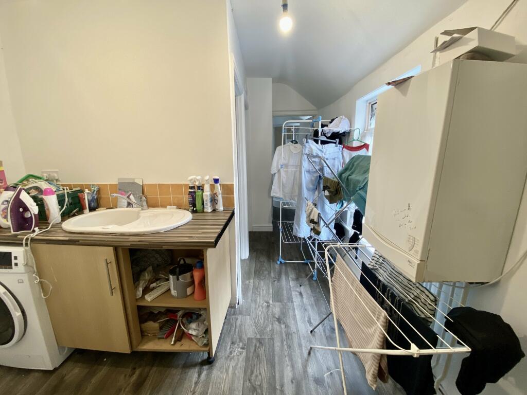 Laundry Area b