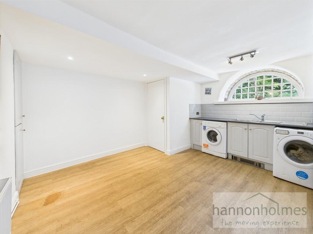 CAM05283G0-PR0050...