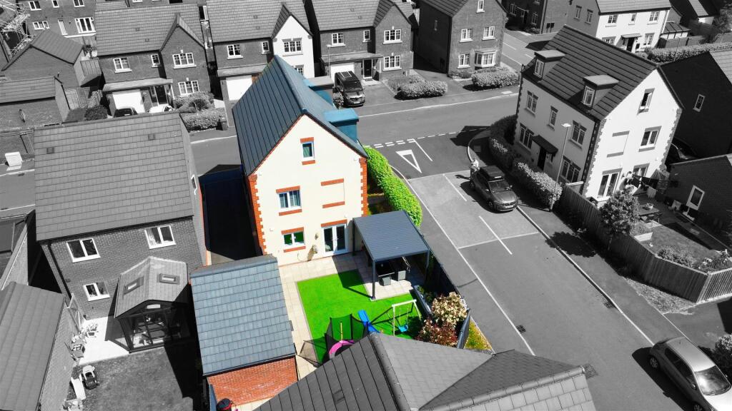 Harrier Way, Estate Agent, Burton on Trent (41).jp