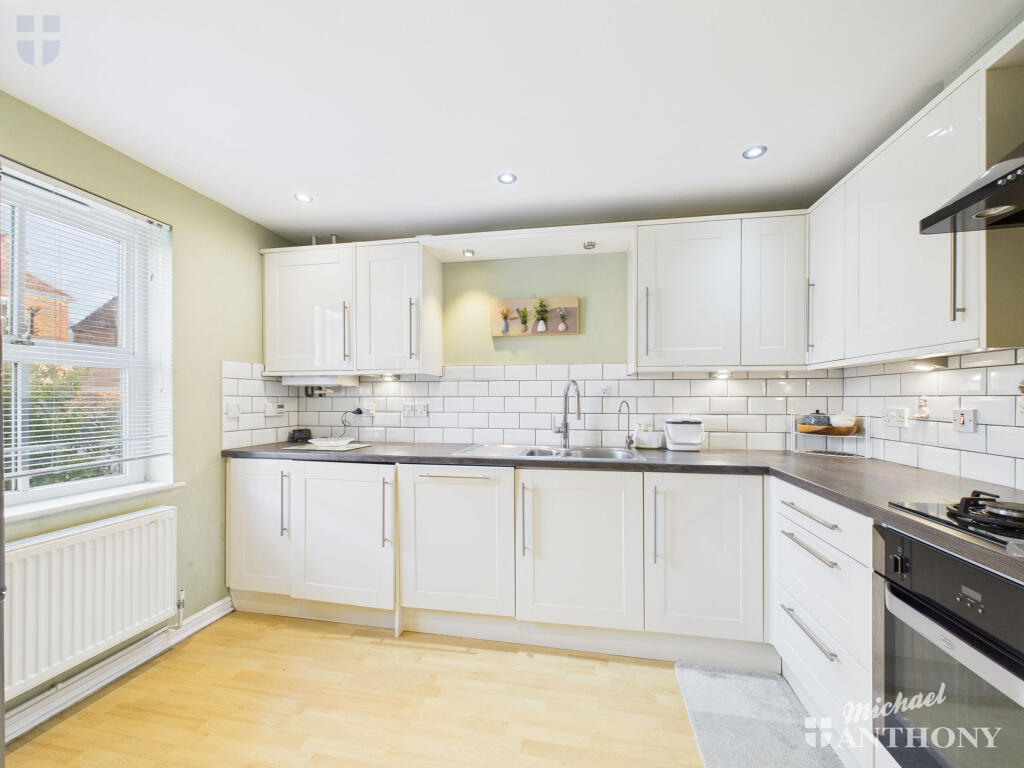 873241e24c984da7a56af52a5d5b4002_80_CAM03218G0-PR0