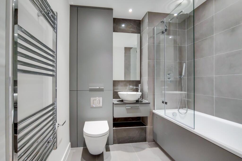 4_Bathroom_4