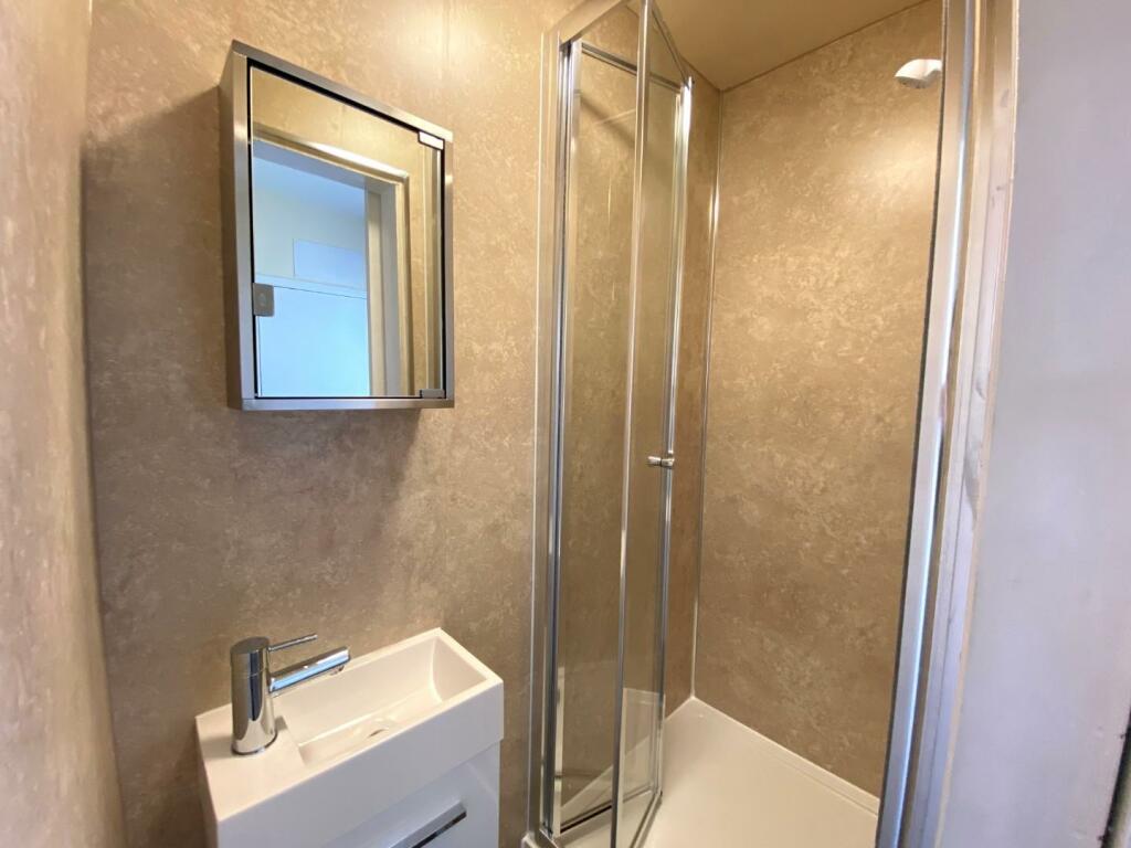 springhill ensuite.jpg