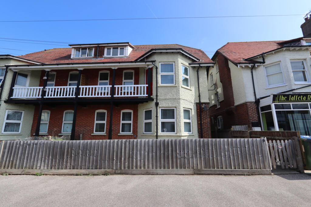 Ground floor 1 bedroom apartment for rent