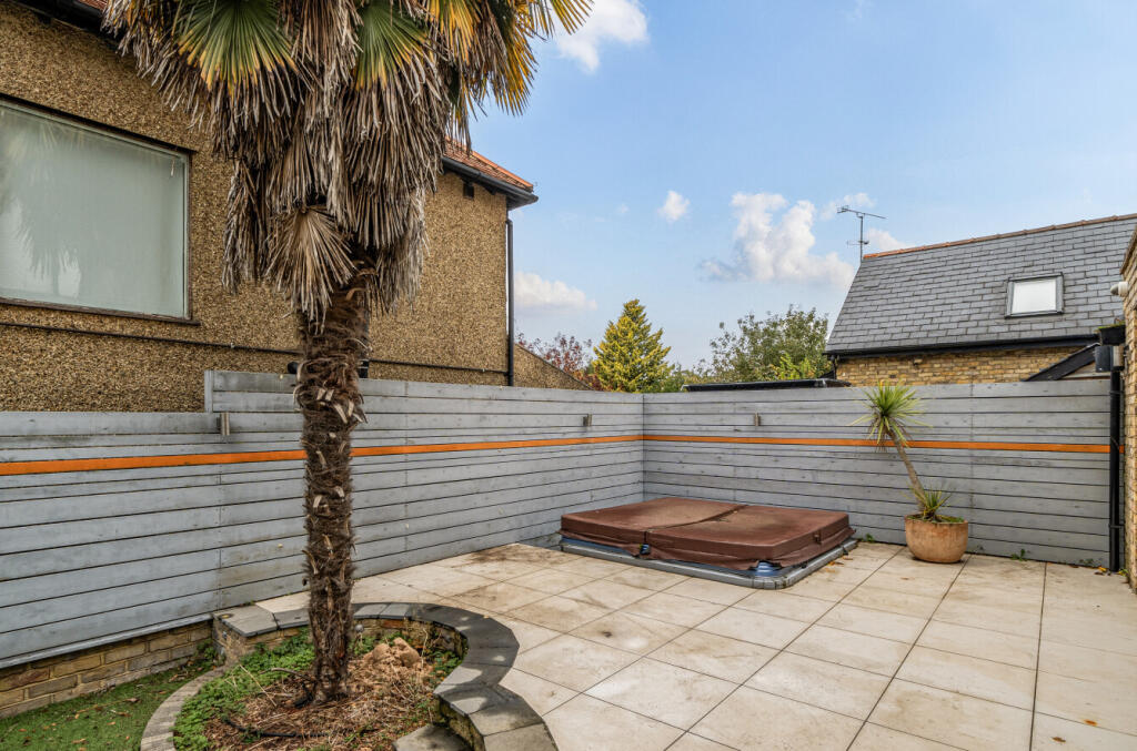 1369916-21-68ef9b...