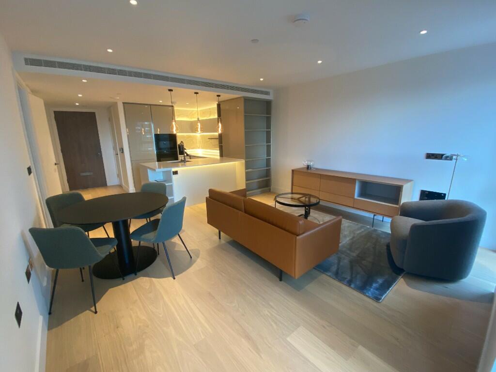 Cascade Way, London, W12