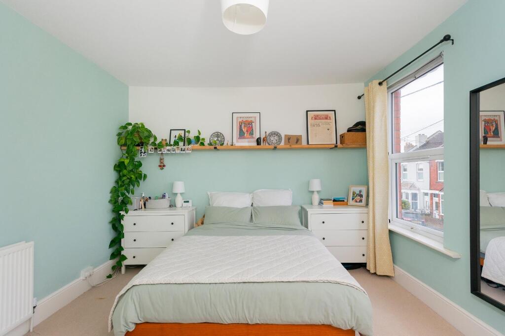 0M1RFS - Bedroom D.jpg