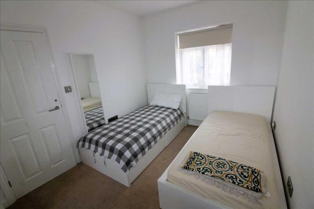 BEDROOM TWO