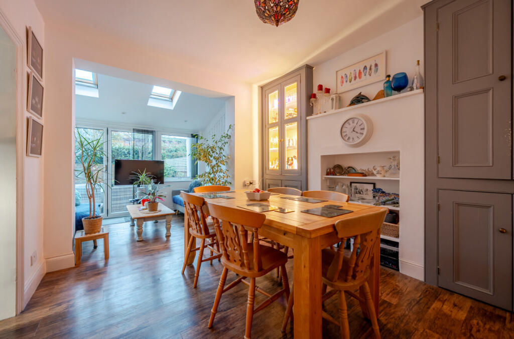 1380141-15-69136f...