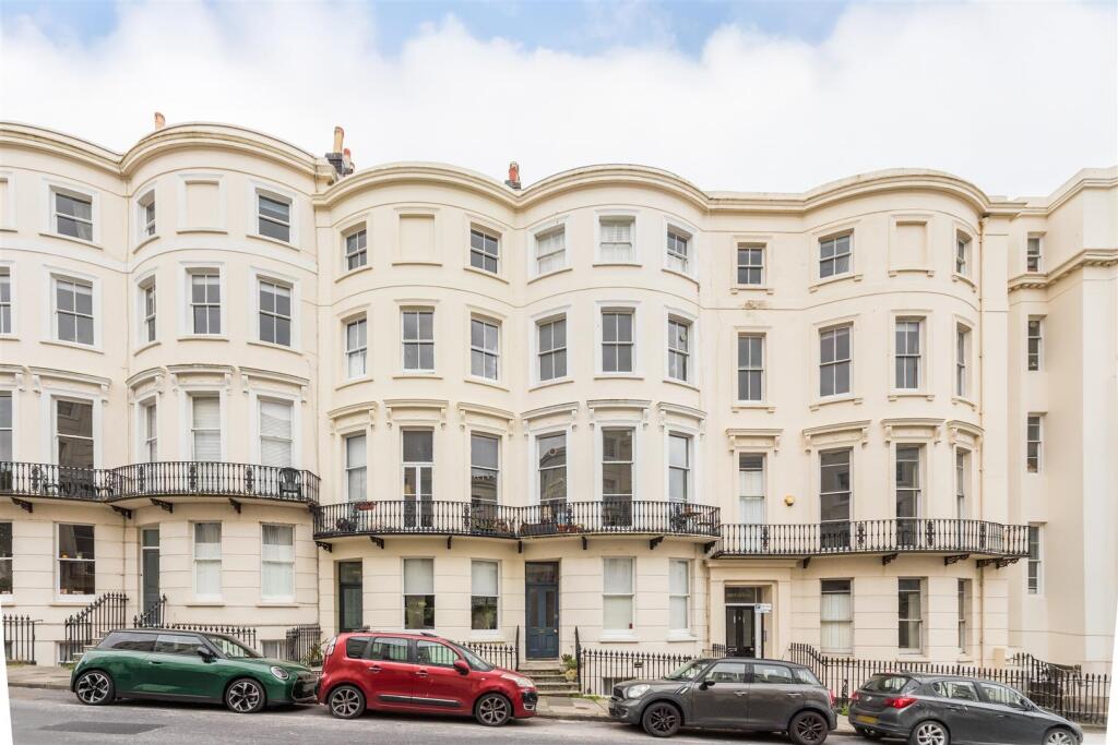 4 Eaton Place-1.jpg