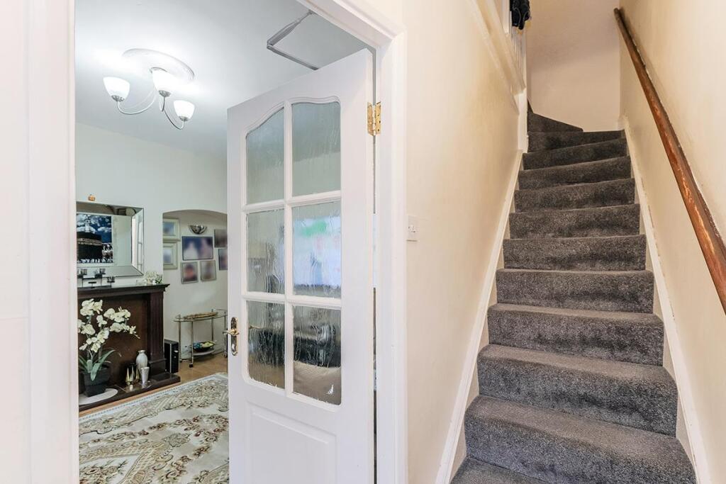 158 Bonham Road-4.jpg