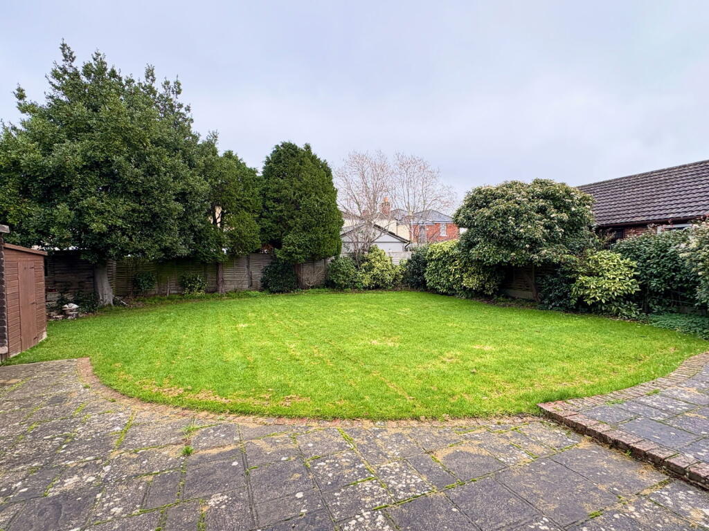 8 Station Road, Gosport PO12 3BT