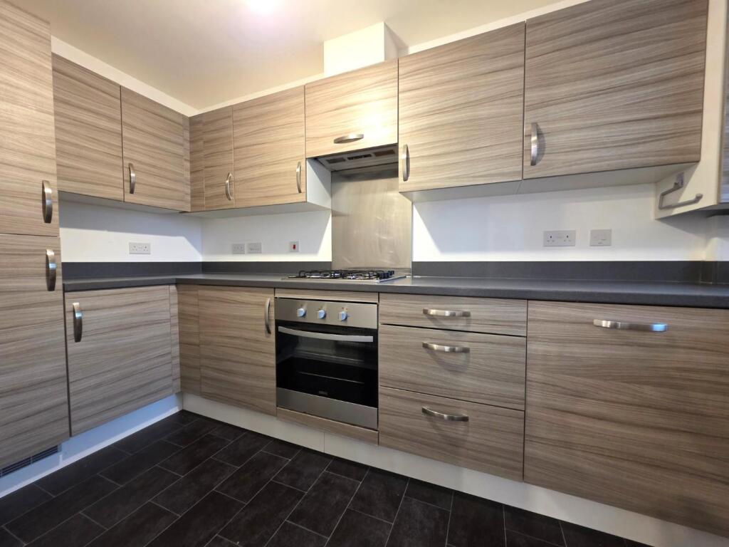 Kitchen 3.jpg