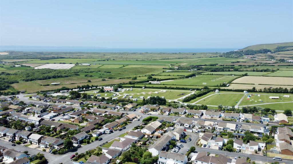 dji_fly_20250618_123832_872_1750246726620_photo_op