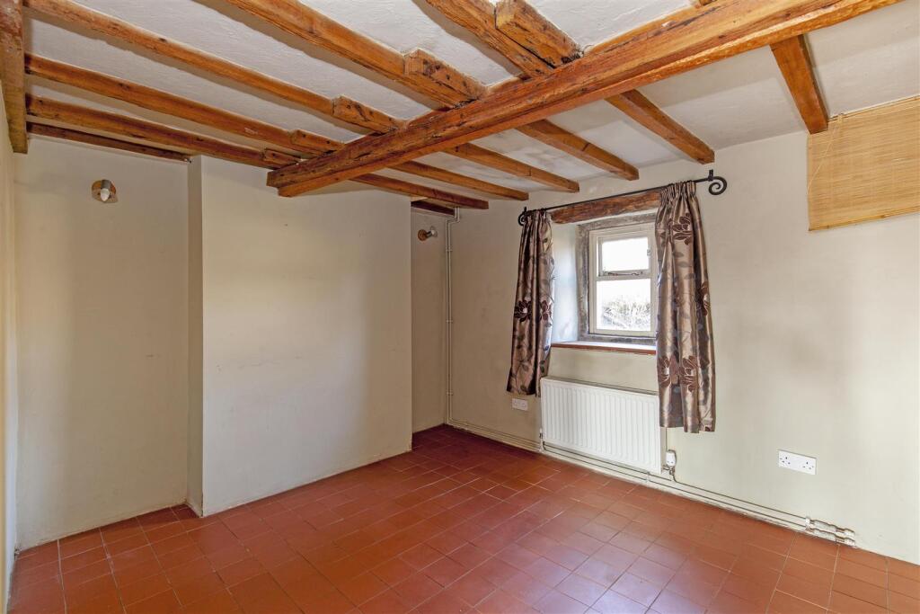 Dining Room-1.jpg