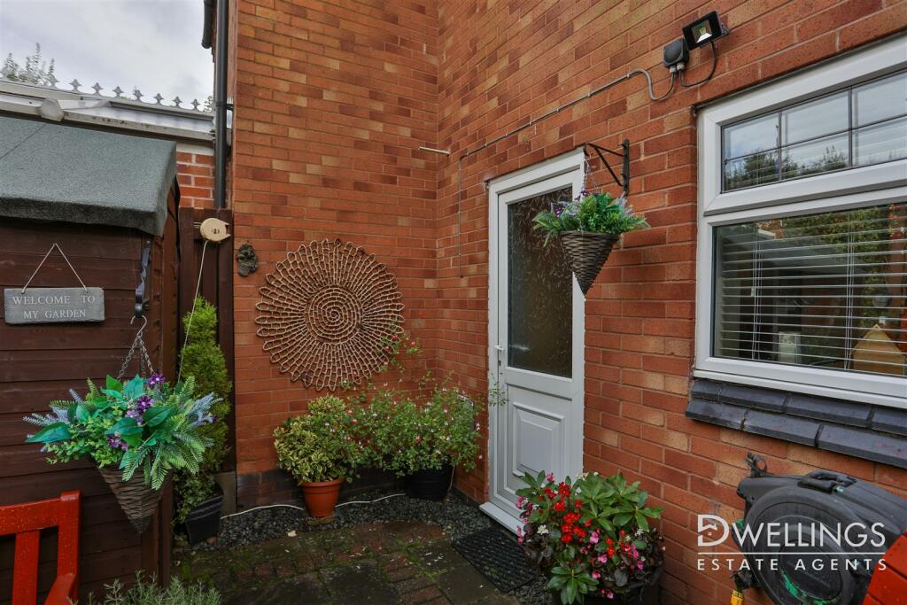 WEDGEWOOD CLOSE