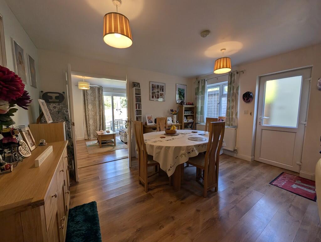 PXL_20250909_0934...