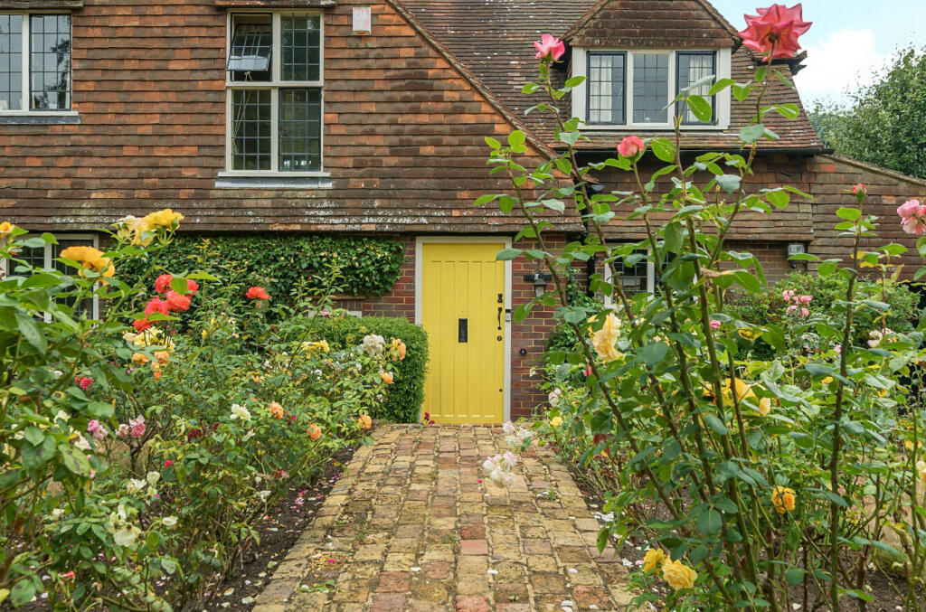 1328704-33-688270...