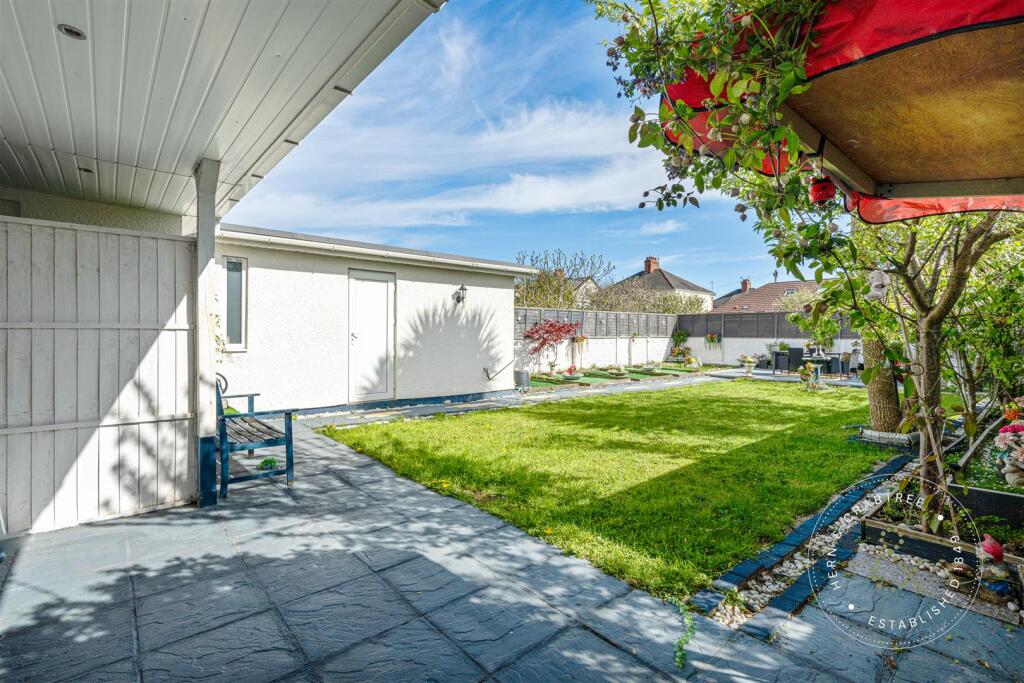 Tyn Y Parc Hern and Crabtree (10).jpg